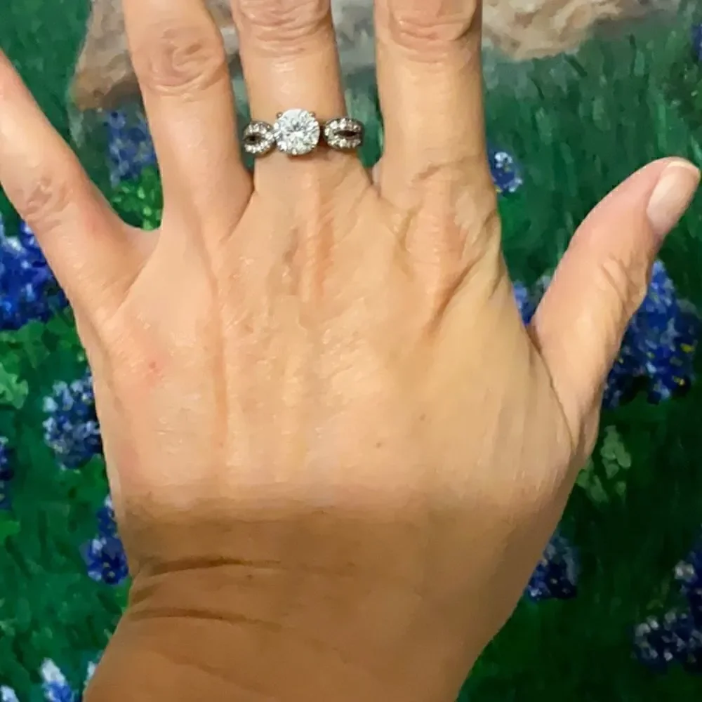 Gorgeous Gunmetal Ring